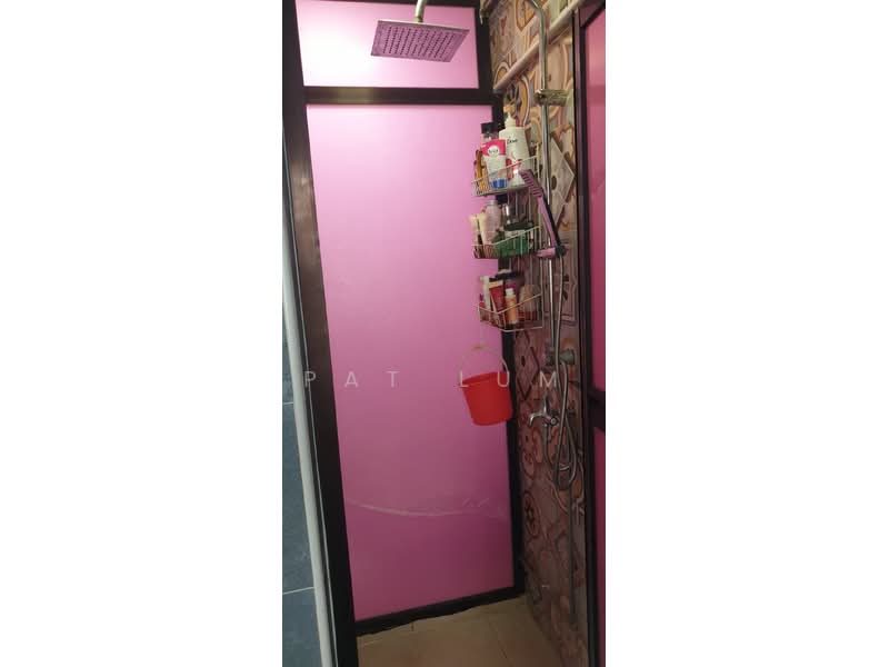 30 Balam Road, 30 Balam Road, 2 Bedrooms, 614 sqft, HDB Flat For Sale, by Pat Lum, 500214424 - Shower-room - PropertyGuru.com.sg