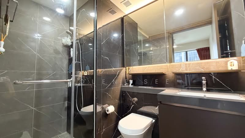 The Florence Residences, 91 Hougang Avenue 2, 2 Bedrooms, 667 sqft, Condominium For Rent, by Jolene See, 500214425 - Bathroom - PropertyGuru.com.sg