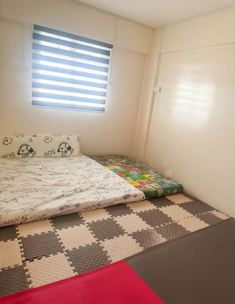 116 Hougang Avenue 1, 116 Hougang Avenue 1, 2 Bedrooms, 721 sqft, HDB Flat For Sale, by Marcella Yong 杨惠晴, 500214437 - Bedroom - PropertyGuru.com.sg