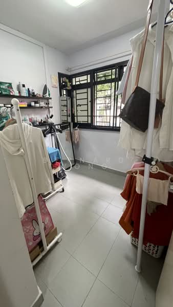 321 Ang Mo Kio Avenue 1, 321 Ang Mo Kio Avenue 1, 2 Bedrooms, 786 sqft, HDB Flat For Sale, by Bernard Wong, 500214439 - Interior - PropertyGuru.com.sg