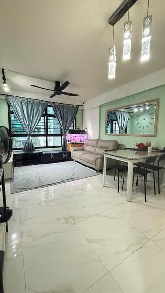 809B Choa Chu Kang Avenue 1, 809B Choa Chu Kang Avenue 1, 2 Bedrooms, 721 sqft, HDB Flat For Rent, by Khai ., 500214444 - Living Room - PropertyGuru.com.sg