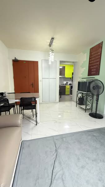 809B Choa Chu Kang Avenue 1, 809B Choa Chu Kang Avenue 1, 2 Bedrooms, 721 sqft, HDB Flat For Rent, by Khai ., 500214444 - Living Room - PropertyGuru.com.sg