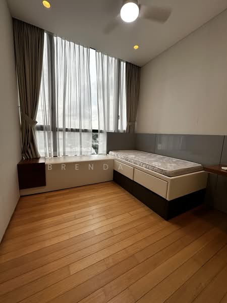 Parvis, 16 Holland Hill, 4 Bedrooms, 1,991 sqft, Condominium For Rent, by Brenda Lim, 500214455 - Bedroom - PropertyGuru.com.sg