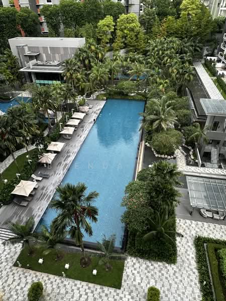 Parvis, 16 Holland Hill, 4 Bedrooms, 1,991 sqft, Condominium For Rent, by Brenda Lim, 500214455 - Pool - PropertyGuru.com.sg