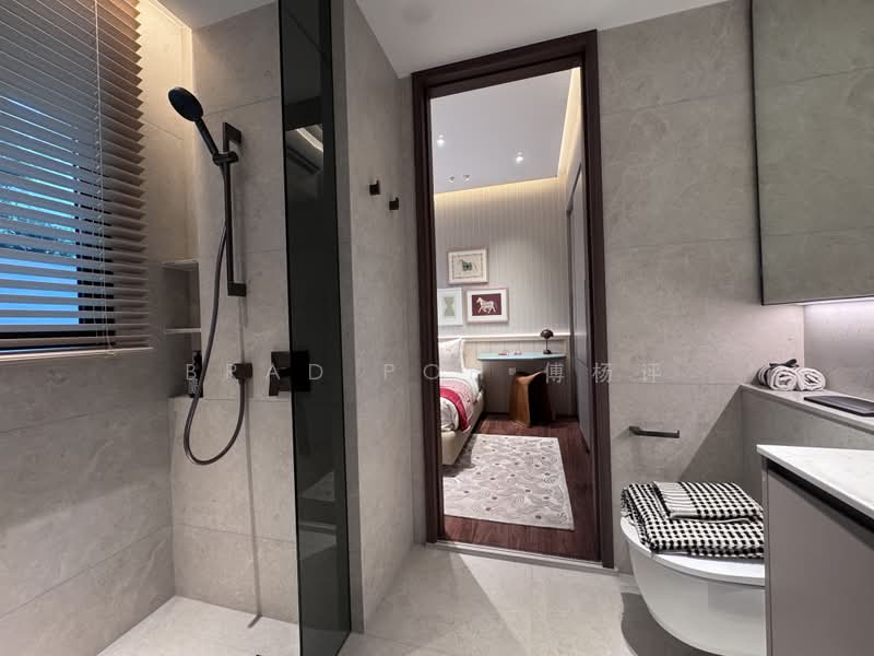 Dunearn House, 764 Dunearn Road, 4 Bedrooms, 1,378 sqft, Condominium For Sale, by Brad Poh 傅杨评, 500214457 - Bathroom - PropertyGuru.com.sg
