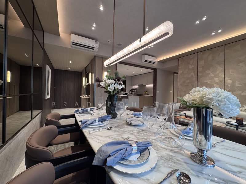 Dunearn House, 764 Dunearn Road, 4 Bedrooms, 1,378 sqft, Condominium For Sale, by Brad Poh 傅杨评, 500214457 - Dining Room - PropertyGuru.com.sg