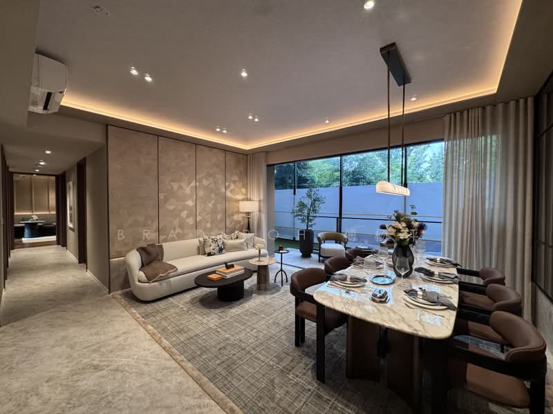 Dunearn House, 764 Dunearn Road, 4 Bedrooms, 1,378 sqft, Condominium For Sale, by Brad Poh 傅杨评, 500214457 - Living Room - PropertyGuru.com.sg