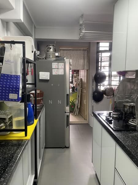 36 Circuit Road, 36 Circuit Road, 2 Bedrooms, 678 sqft, HDB Flat For Sale, by Ann Wee, 500214458 - Kitchen - PropertyGuru.com.sg