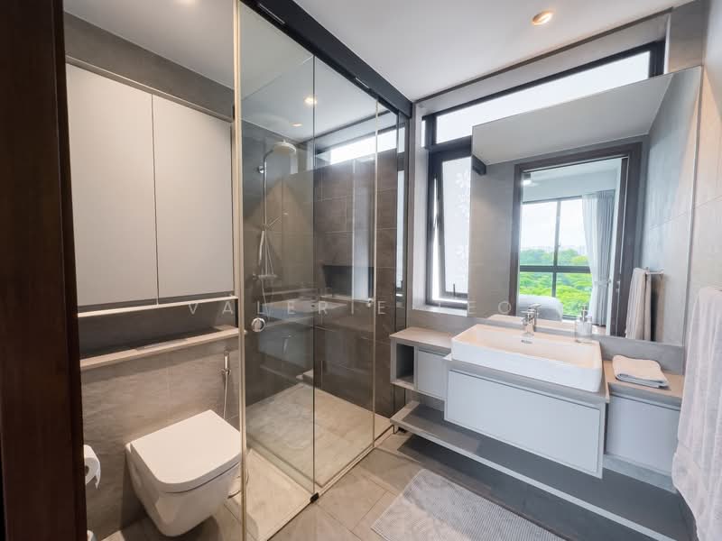 Kandis Residence, 8 Kandis Link, Sembawang / Yishun, 2 Bedrooms, 764 sqft, Condominium For Sale, by Valerie Teo, 500214463 - Bathroom - PropertyGuru.com.sg