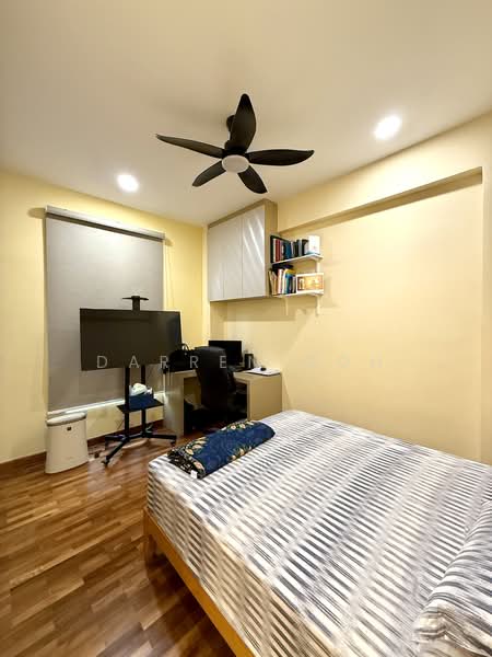 Hillview Heights, 29A Hillview Avenue, 4 Bedrooms, 1,679 sqft, Condominium For Sale, by Darren Goh, 500214466 - Junior Master Bedroom - PropertyGuru.com.sg