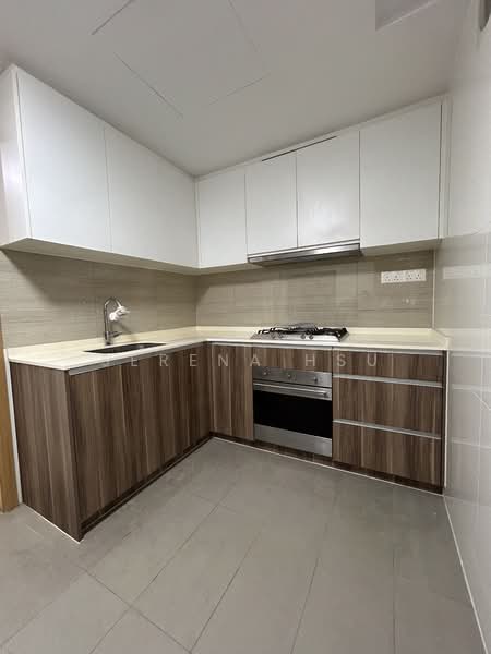 The Glades, 16 Bedok Rise, 3 Bedrooms, 1,012 sqft, Condominium For Sale, by Serena Hsu, 500214468 - Spacious Kitchen - PropertyGuru.com.sg