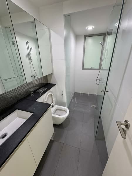 The Minton, 8 Hougang Street 11, 2 Bedrooms, 980 sqft, Condominium For Rent, by Ryan Chin 陈世川, 500214480 - Bathroom - PropertyGuru.com.sg