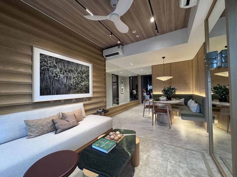 Dunearn House, 764 Dunearn Road, 3 Bedrooms, 969 sqft, Condominium For Sale, by Brad Poh 傅杨评, 500214482 - Living Room - PropertyGuru.com.sg