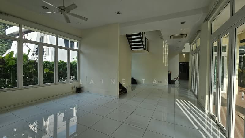 Merryn Road Bungalow with Pool, Merryn Road, 6 Bedrooms, 5,500 sqft, Bungalow House For Rent, by Elaine Tan, 500214483 - Living Room - PropertyGuru.com.sg