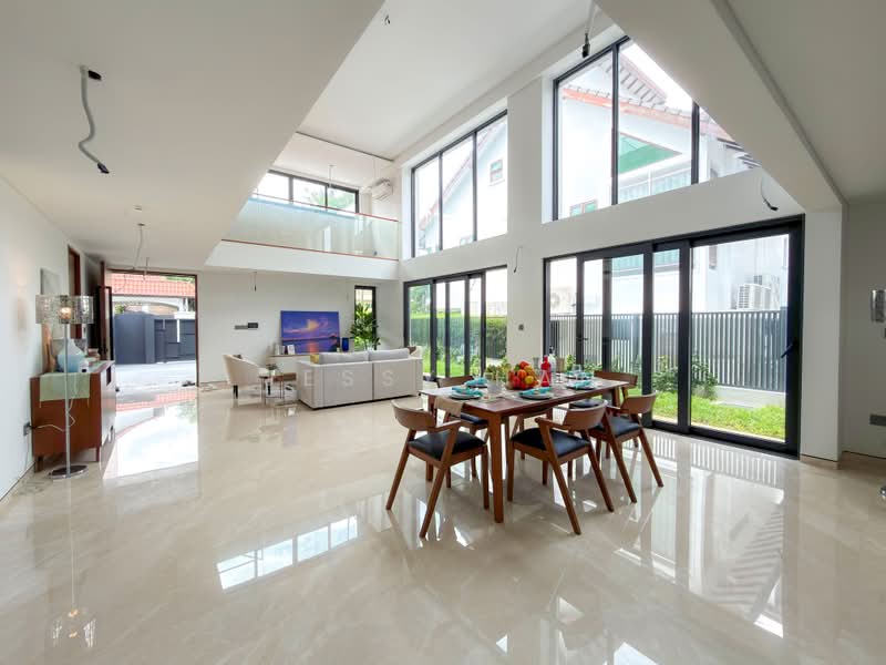 Braddell Heights Estate, Matlock Rise, 6 Bedrooms, 8,969 sqft, Bungalow House For Sale, by Jessy Han, 500214489 - Living Room - PropertyGuru.com.sg