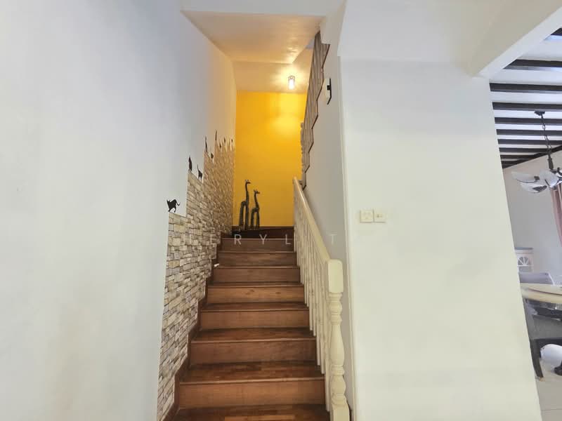 Corner Terrace Paya Lebar Walk, Paya Lebar Walk, 4 Bedrooms, 2,500 sqft, Corner Terrace For Sale, by Cheryl Tan, 500214490 - Interior - PropertyGuru.com.sg