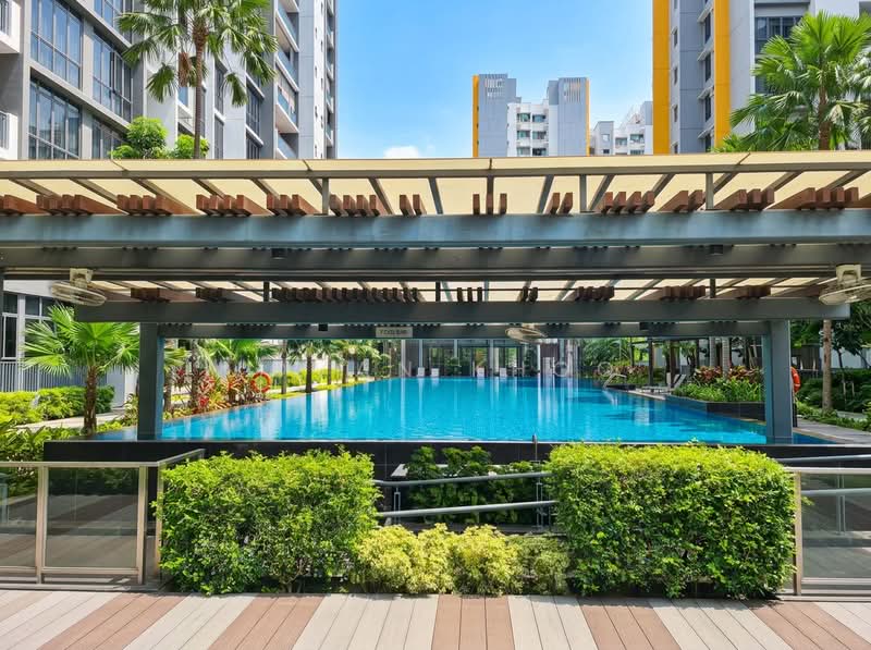 La Fiesta, 50 Sengkang Square, 3 Bedrooms, 1,119 sqft, Condominium For Rent, by Jovan Khoo, 500214491 - Pool - PropertyGuru.com.sg