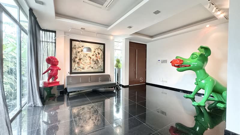 Classic 999-yr Corner Terrace D28, Jalan Joran, 5 Bedrooms, 3,600 sqft, Corner Terrace For Sale, by Eileen Siu, 500214495 - Living Room - PropertyGuru.com.sg