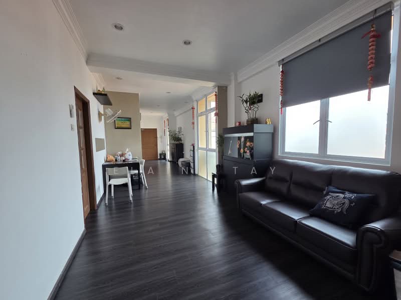 East View 18, 18 Rambutan Road, East Coast / Marine Parade, 3 Bedrooms, 1,173 sqft, Apartment For Sale, by Elaine Tay, 500214506 - Living Room - PropertyGuru.com.sg