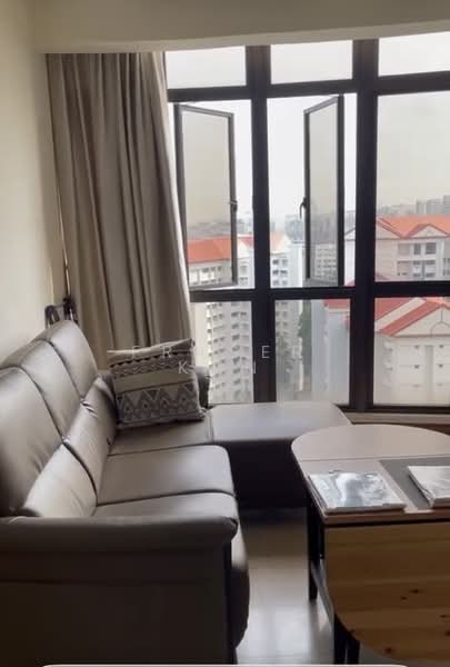 The Mayfair, 5 Jurong East Street 32, 1 Bedroom, 635 sqft, Condominium For Rent, by Fraser Kan, 500214510 - Living Room - PropertyGuru.com.sg