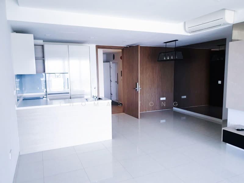 V on Shenton, 5 Shenton Way, 2 Bedrooms, 1,098 sqft, Condominium For Rent, by Thomas Tong, 500214512 - Kitchen - PropertyGuru.com.sg