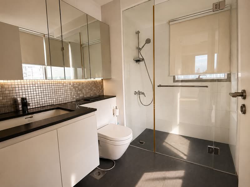 The Minton, 12 Hougang Street 11, 3 Bedrooms, 1,109 sqft, Condominium For Sale, by Kally Kee, 500214523 - Master Bathroom - PropertyGuru.com.sg