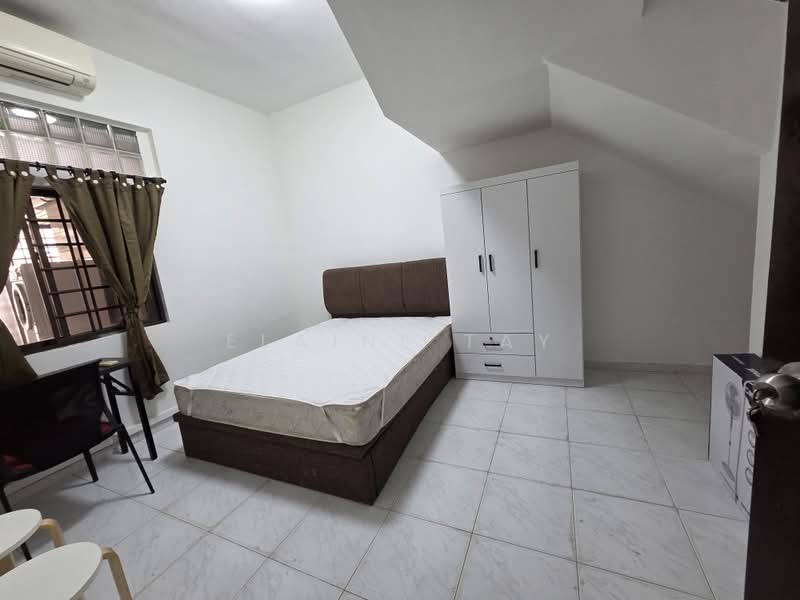 East Coast Road @ Marine Parade mrt, East Coast Road near many amenities, eateries, Room Rental, 85 sqft, Terraced House For Rent, by Elaine Tay, 500214527 - Bedroom - PropertyGuru.com.sg
