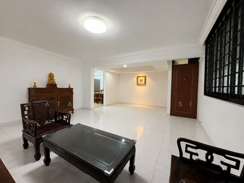 804 Yishun Ring Road, 804 Yishun Ring Road, 3 Bedrooms, 1,108 sqft, HDB Flat For Sale, by Atalie Tai Sisi, 500214528 - Living Room - PropertyGuru.com.sg