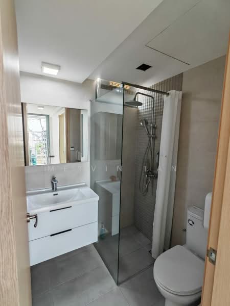 Tanamera Crest, 6 Pari Dedap Walk, 4 Bedrooms, 2,013 sqft, Condominium For Rent, by Mervin Tan, 500214548 - Bathroom - PropertyGuru.com.sg