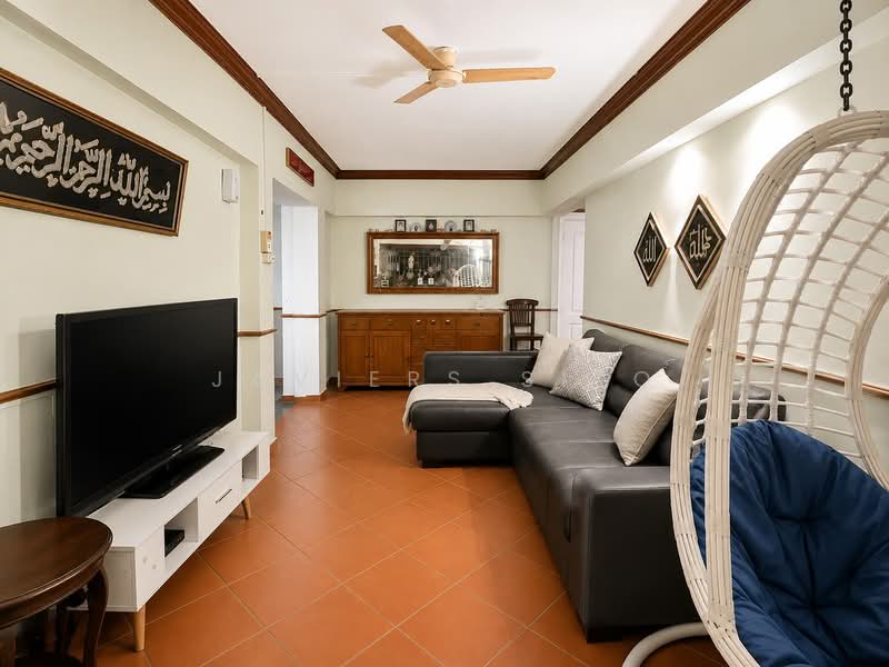 847 Woodlands Street 82, 847 Woodlands Street 82, 5 Bedrooms, 1,894 sqft, HDB Flat For Sale, by Javiers Sito, 500214556 - Living Room - PropertyGuru.com.sg