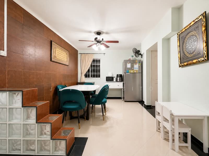 847 Woodlands Street 82, 847 Woodlands Street 82, 5 Bedrooms, 1,894 sqft, HDB Flat For Sale, by Javiers Sito, 500214556 - Dining Room - PropertyGuru.com.sg