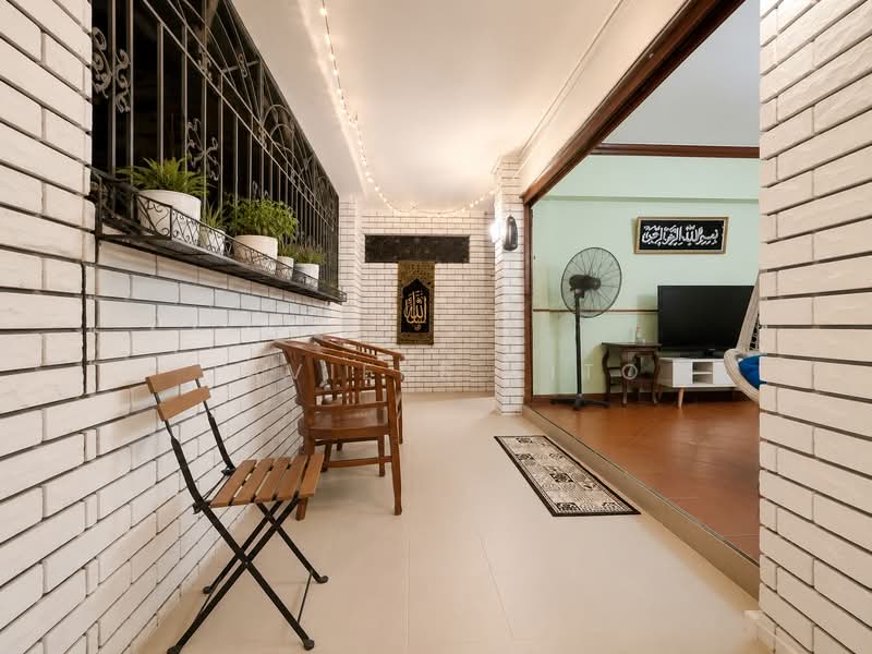 847 Woodlands Street 82, 847 Woodlands Street 82, 5 Bedrooms, 1,894 sqft, HDB Flat For Sale, by Javiers Sito, 500214556 - Living Room - PropertyGuru.com.sg