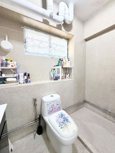 627 Choa Chu Kang Street 62, 627 Choa Chu Kang Street 62, 3 Bedrooms, 1,280 sqft, HDB Flat For Sale, by Nona Kirana, 500214558 - Bathroom - PropertyGuru.com.sg