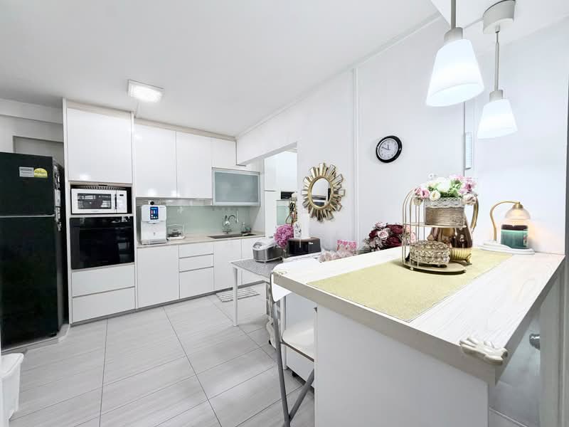 627 Choa Chu Kang Street 62, 627 Choa Chu Kang Street 62, 3 Bedrooms, 1,280 sqft, HDB Flat For Sale, by Nona Kirana, 500214558 - Kitchen - PropertyGuru.com.sg