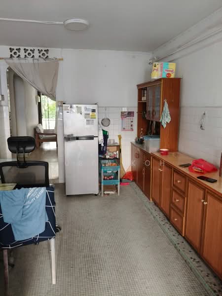 445 Ang Mo Kio Avenue 10, 445 Ang Mo Kio Avenue 10, 2 Bedrooms, 721 sqft, HDB Flat For Rent, by Susan Koh, 500214573 - Kitchen - PropertyGuru.com.sg