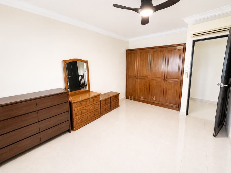 351 Yishun Avenue 11, 351 Yishun Avenue 11, 3 Bedrooms, 1,572 sqft, HDB Flat For Sale, by Alex Zhan, 500214574 - Bedroom - PropertyGuru.com.sg