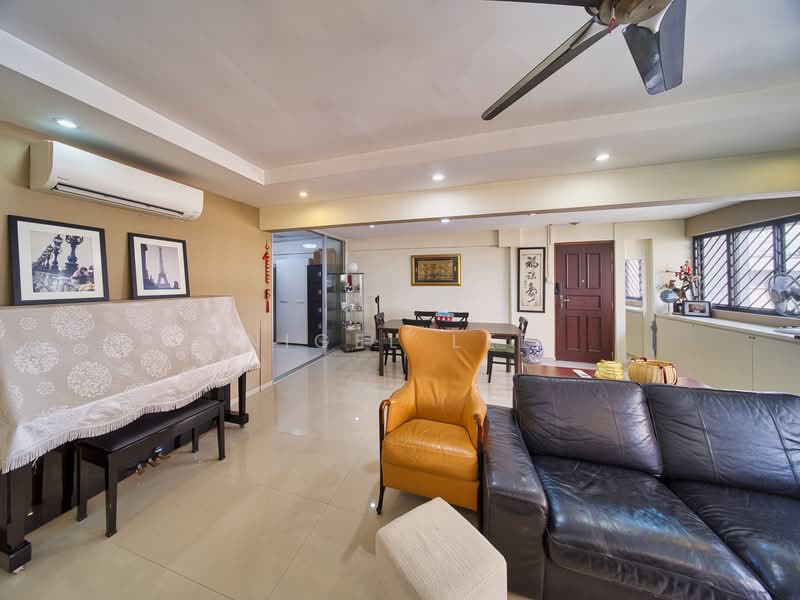 205 Serangoon Central, 205 Serangoon Central, 3 Bedrooms, 1,313 sqft, HDB Flat For Sale, by Nigel Lee, 500214579 - Living Room - PropertyGuru.com.sg