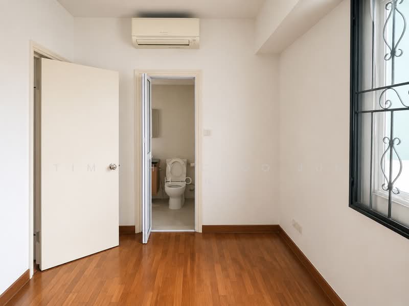 Canberlin Apartments, 60 Lorong 16 Geylang, 3 Bedrooms, 1,259 sqft, Condominium For Sale, by Timothy Choo Jun Hong, 500214580 - Bathroom - PropertyGuru.com.sg
