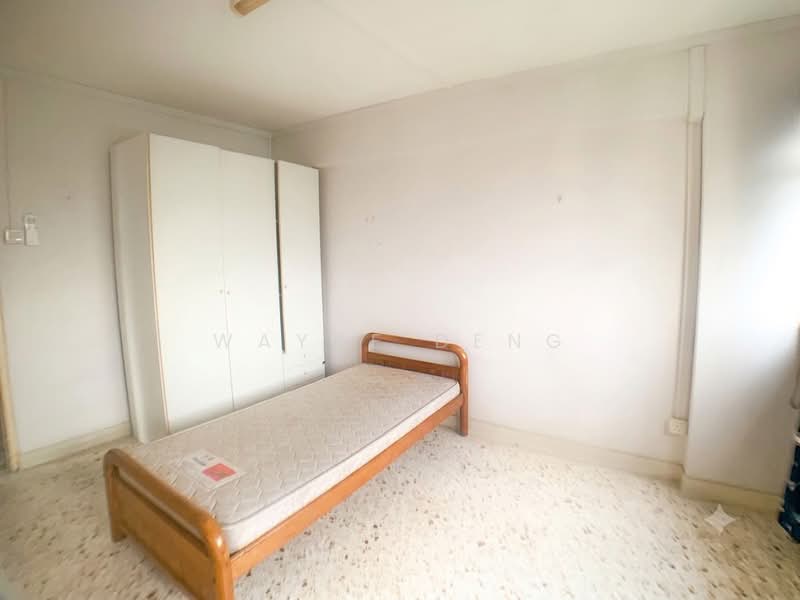 407 Bedok North Avenue 3, 407 Bedok North Avenue 3, Room Rental, 120 sqft, HDB Flat For Rent, by Wayne Deng, 500214582 - Bedroom - PropertyGuru.com.sg