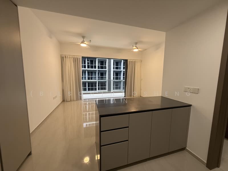 Lumina Grand, Bukit Batok West Ave. 5, 3 Bedrooms, 1,100 sqft, Condominium For Rent, by (Bilson)HaoSheng Bian, 500214594 - Living Room - PropertyGuru.com.sg