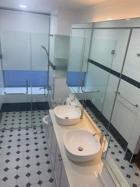 Evergreen View, 15 Lorong 36 Geylang, 2 Bedrooms, 1,593 sqft, Condominium For Sale, by Josephine Gan, 500214595 - Bathroom - PropertyGuru.com.sg