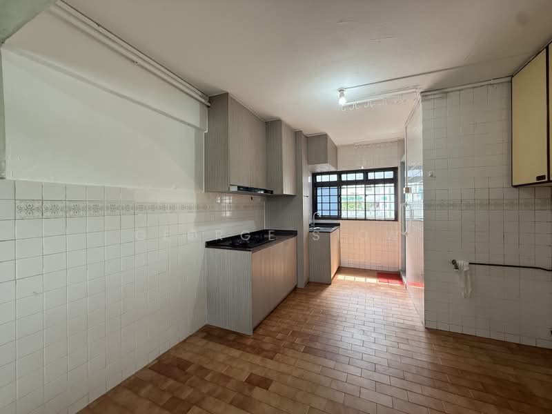 337 Jurong East Avenue 1, 337 Jurong East Avenue 1, 3 Bedrooms, 1,603 sqft, HDB Flat For Sale, by George Siow, 500214597 - Kitchen - PropertyGuru.com.sg