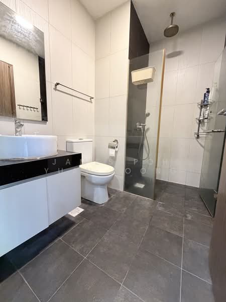 Parc Rosewood, 71 Rosewood Drive, 1 Bedroom, 506 sqft, Condominium For Sale, by James Poh Yuan Loong, 500214610 - Bathroom - PropertyGuru.com.sg