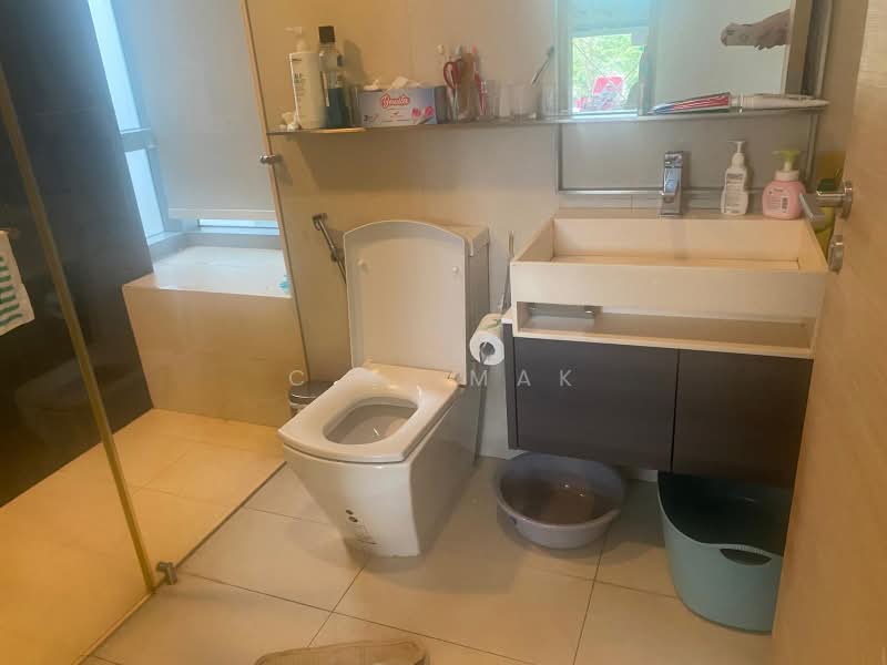 Silversea, , 3 Bedrooms, 1,485 sqft, Condominium For Rent, by C.K. Mak, 500214632 - Bathroom - PropertyGuru.com.sg