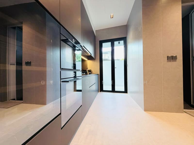 Brand New 3 Storey Intermediate Terrace with An Attic & Lift, , 5 Bedrooms, 4,834 sqft, Terraced House For Sale, by Geraldine Teh, 500214651 - PropertyGuru.com.sg