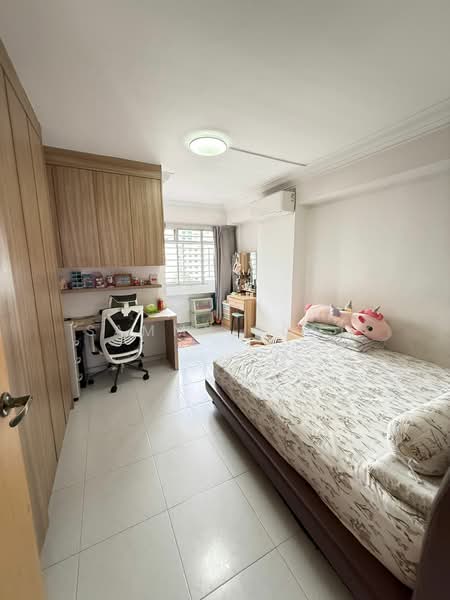 748 Pasir Ris Street 71, 748 Pasir Ris Street 71, 4 Bedrooms, 1,367 sqft, HDB Flat For Sale, by Sammy Song, 500214653 - Bedroom - PropertyGuru.com.sg