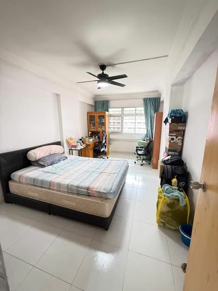 748 Pasir Ris Street 71, 748 Pasir Ris Street 71, 4 Bedrooms, 1,367 sqft, HDB Flat For Sale, by Sammy Song, 500214653 - Bedroom - PropertyGuru.com.sg