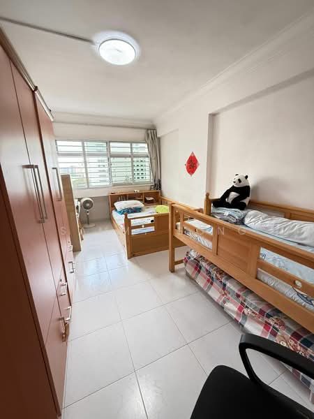 748 Pasir Ris Street 71, 748 Pasir Ris Street 71, 4 Bedrooms, 1,367 sqft, HDB Flat For Sale, by Sammy Song, 500214653 - Bedroom - PropertyGuru.com.sg
