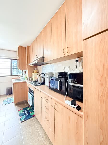 535 Bedok North Street 3, 535 Bedok North Street 3, 2 Bedrooms, 646 sqft, HDB Flat For Sale, by Nadiah Nasir, 500214660 - Kitchen - PropertyGuru.com.sg