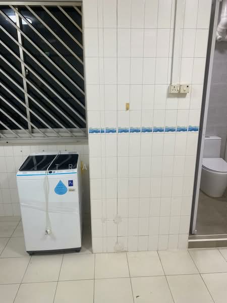 246 Kim Keat Link, 246 Kim Keat Link, 2 Bedrooms, 900 sqft, HDB Flat For Rent, by Tracy Liu, 500214673 - Bathroom - PropertyGuru.com.sg